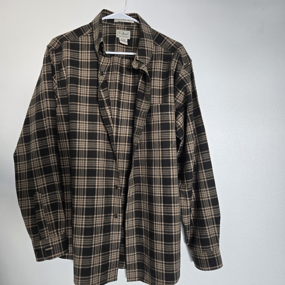 L.L. Bean Men's Black and Tan Checkered Button Up Shirt